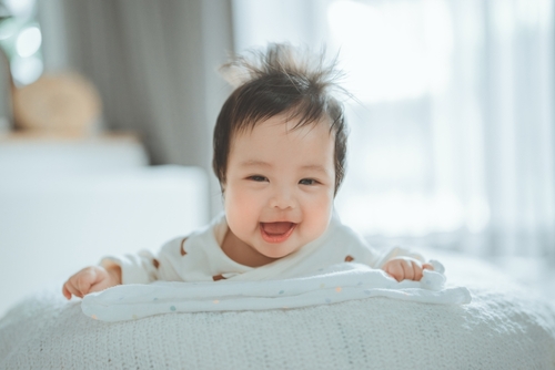 【助産師監修】生後5ヶ月の赤ちゃんの睡眠時間は？生活リズムを整えるポイントや体験談をご紹介【助産師監修】