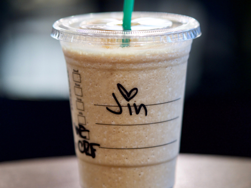 スタバの新作はプレママ ママも注目 夏ver のフラペチーノ おすすめカスタマイズもご紹介 ままのて