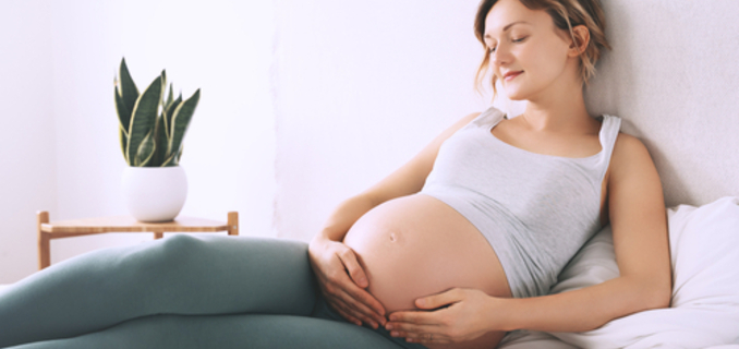 妊娠22週 妊婦のお腹の大きさと過ごし方 胎動の様子や赤ちゃんの成長 イラスト付き ままのて