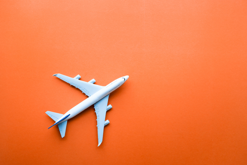 【妊婦の飛行機利用】いつまで乗れる？放射線や気圧の影響は？気を付けること＆特典