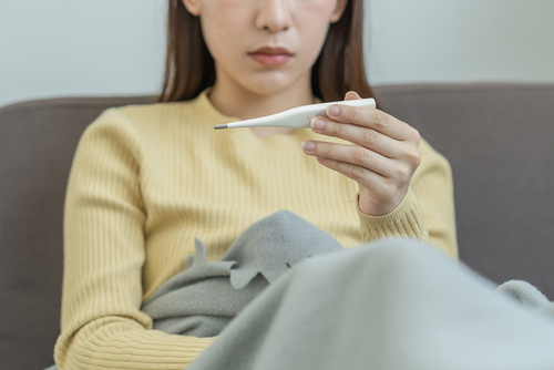 産婦人科医監修|妊婦がインフルエンザになったら?胎児への影響と予防接種・薬について