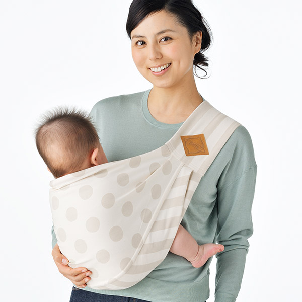 キャリーミー！プラスはベッタの人気のスリング！使い方や横抱きのコツは？