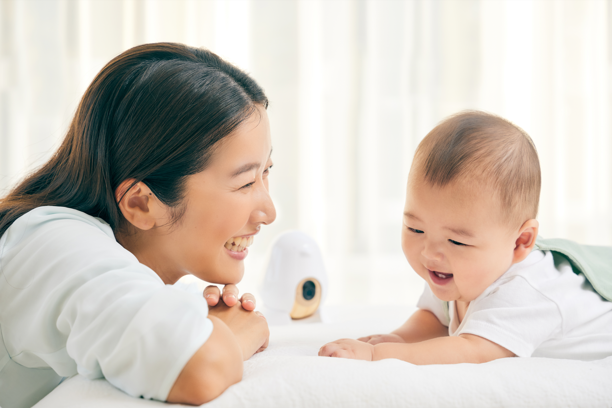 赤ちゃんの様子をいつも身近に。出産準備でベビーモニターは必要？失敗しない選び方も解説