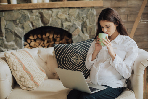 【産婦人科医監修】妊娠中に飲む良いお茶は？おすすめのお茶と注意点