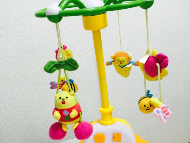 ベッドメリーとは？メリット、遊び方とおすすめメリー15選