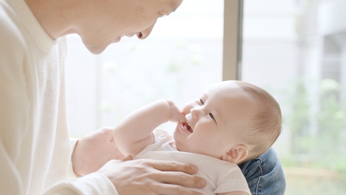 パパの育児参加は当たり前の時代へ｜夫婦で支える子育ての新しいかたち