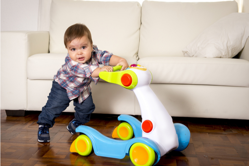 1歳0ヶ月(生後12ヶ月)の赤ちゃんの成長と発達!離乳食・授乳・生活リズムは?【体験談あり】