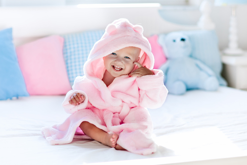 ベビーバスローブ人気10ブランドをご紹介！オーガニック素材がおすすめ
