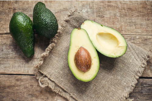 アボカドの離乳食はいつから?冷凍法や完食レシピ!【後期・完了期】